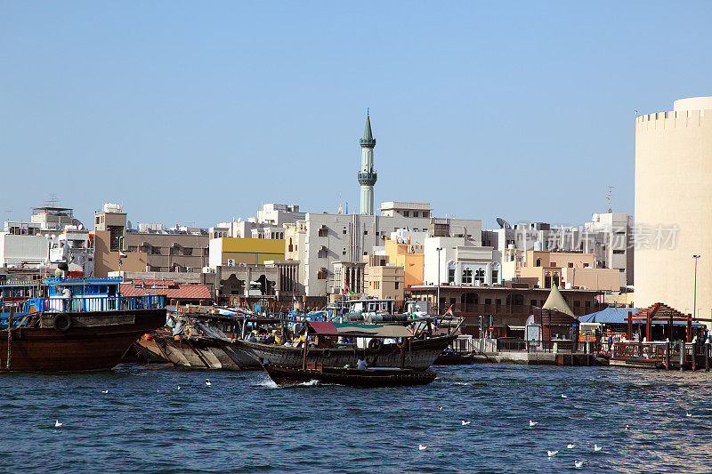 Deira Quarter从迪拜河的观点